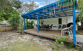 The Shack Rainbow Beach - Pets Welcome - Fully Fenced - Close To Beach